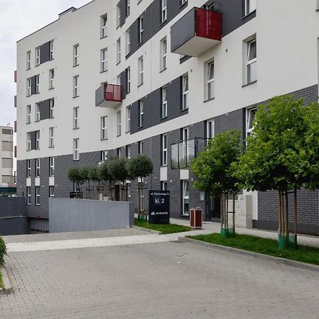 Vetulaniego Apartment With Air Conditioning & Parking By Renters Prestige Красков Екстериор снимка