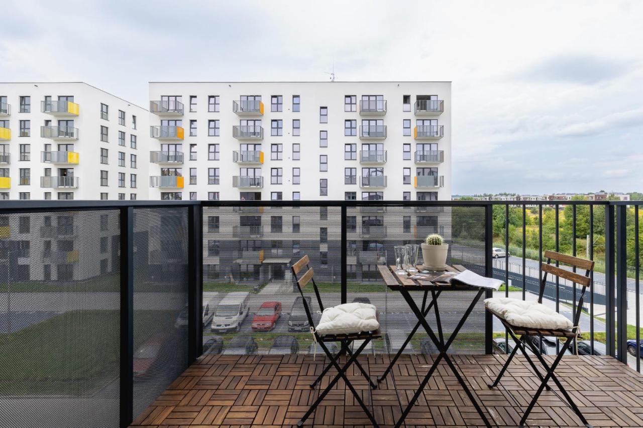 Vetulaniego Apartment With Air Conditioning & Parking By Renters Prestige Красков Екстериор снимка