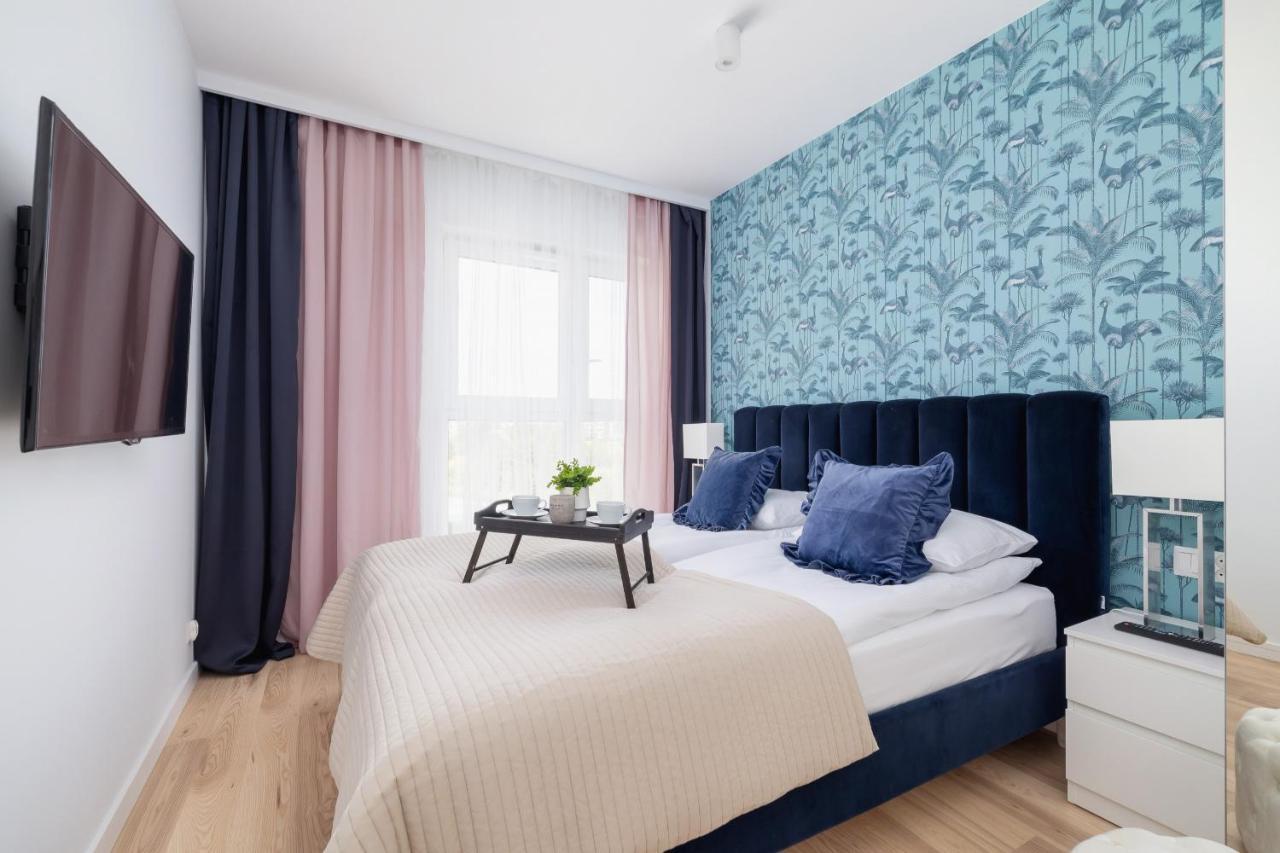 Vetulaniego Apartment With Air Conditioning & Parking By Renters Prestige Красков Екстериор снимка